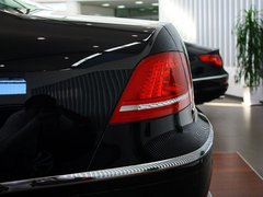 2012款 3.0L 行政型（汽油版）