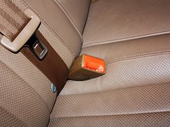 2012款 3.0L 行政型（汽油版）