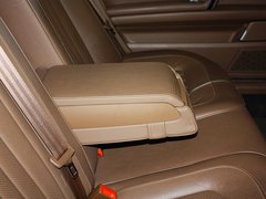 2012款 3.0L 行政型（汽油版）