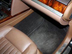 2012款 3.0L 行政型（汽油版）