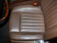 2012款 3.0L 行政型（汽油版）