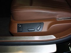 2012款 3.0L 行政型（汽油版）