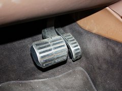 2012款 3.0L 行政型（汽油版）