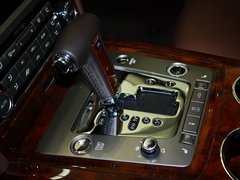 2012款 3.0L 行政型（汽油版）