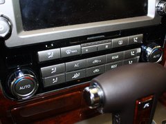 2012款 3.0L 行政型（汽油版）