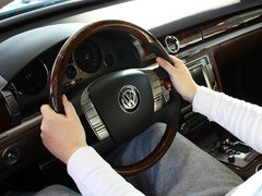 2012款 3.0L 行政型（汽油版）