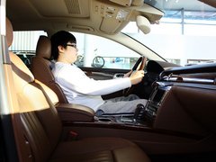 2012款 3.0L 行政型（汽油版）