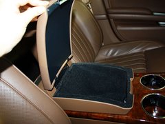 2012款 3.0L 行政型（汽油版）