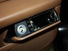 2012款 3.0L 行政型（汽油版）
