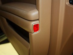 2012款 3.0L 行政型（汽油版）