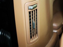2012款 3.0L 行政型（汽油版）