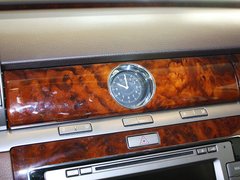 2012款 3.0L 行政型（汽油版）