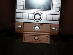 2012款 3.0L 行政型（汽油版）