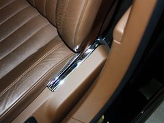 2012款 3.0L 行政型（汽油版）