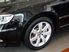 2012款 3.0L 行政型（汽油版）