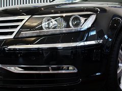 2012款 3.0L 行政型（汽油版）