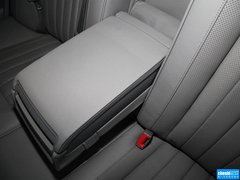 2012款 3.0L 行政型（汽油版）