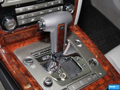 2012款 3.0L 行政型（汽油版）