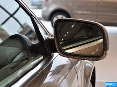 2012款 3.0L 行政型（汽油版）
