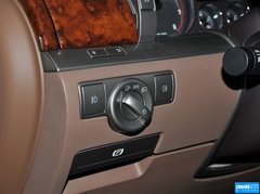 2012款 3.0L 行政型（汽油版）