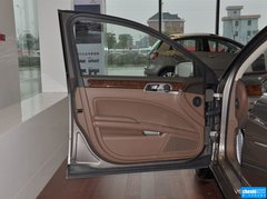 2012款 3.0L 行政型（汽油版）