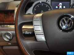 2012款 3.0L 行政型（汽油版）
