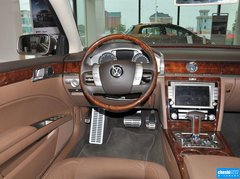 2012款 3.0L 行政型（汽油版）