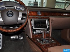 2012款 3.0L 行政型（汽油版）