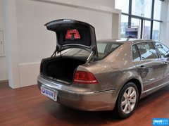 2012款 3.0L 行政型（汽油版）