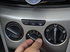 2012款 1.3L 手动 标准型