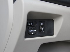 2012款 1.3L 手动 标准型