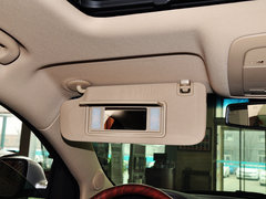 荣威950 2012款 2.0L 自动 典雅版