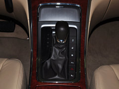 荣威950 2012款 2.0L 自动 典雅版