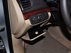 2012款 2.0L 自动 典雅版