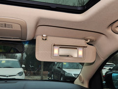 荣威950 2012款 2.0L 自动 典雅版