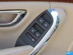 2012款 2.4L 自动 豪华行政版