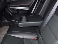 2012款 2.4L 自动 豪华版 5座