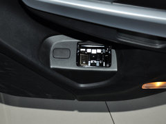 2012款 2.4L 自动 豪华版 5座