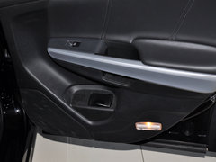 2012款 2.4L 自动 豪华版 5座