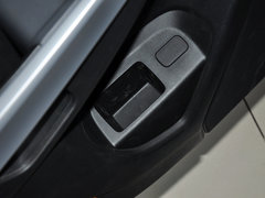 2012款 2.4L 自动 豪华版 5座