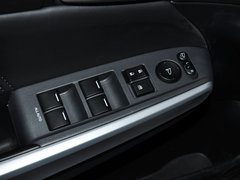 2012款 2.4L 自动 豪华版 5座