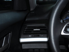 2012款 2.4L 自动 豪华版 5座