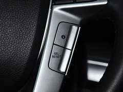 2012款 2.4L 自动 豪华版 5座