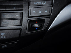 2012款 2.4L 自动 豪华版 5座