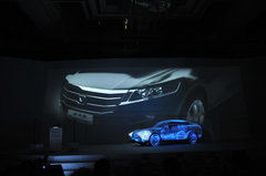 2012款 2.4L 自动 尊享版 5座