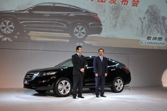 2012款 2.4L 自动 尊享版 5座