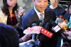 2012款 2.4L 自动 尊享版 5座