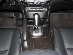 2012款 2.4L 自动 尊享版 5座