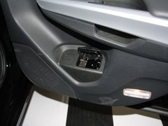 2012款 2.4L 自动 尊享版 5座