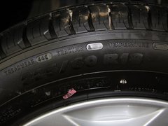 2012款 2.4L 自动 尊享版 5座